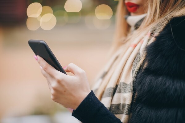 dating apps text a girl who lost interest during previous conversations